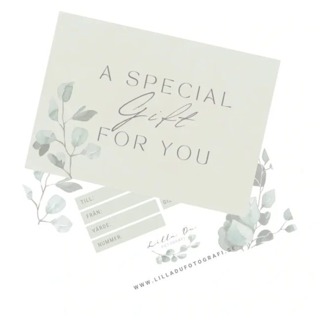 Ge bort en  julklapp som passar alla!

Till den som har allt, till den som inte önskar sig något eller till den nyblivna föräldern.

Ett presentkort på fotografering är en present som ger minnen som ökar i värde ju mer åren går 🥰

Presentkortet kan köpas i valfri summa
Köp ditt presentkort via meddelande innan den 22 december för att hinna lämna det till tomten 🎅